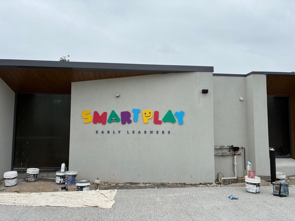 Centre entrance wall with SmartPlay Early Learners signage